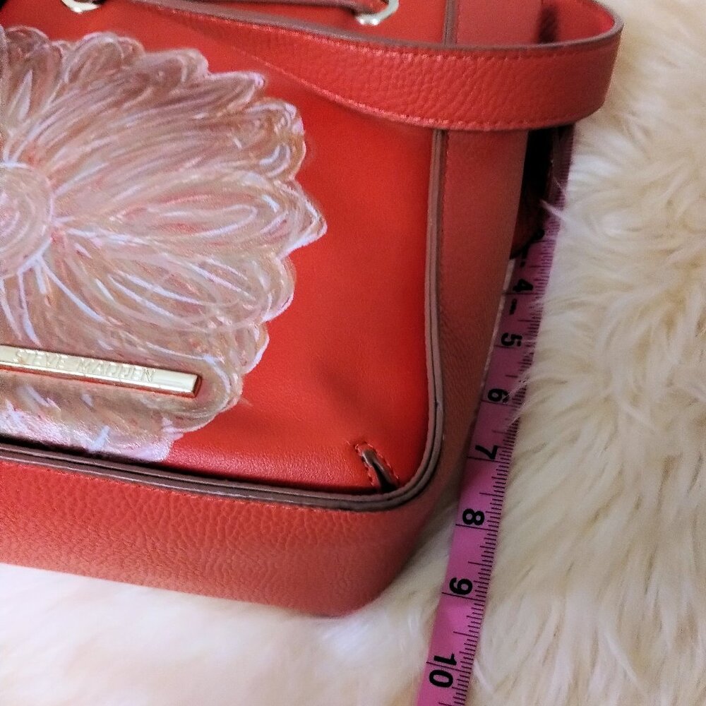 Steve Madden - Custom - Hand Painted Bucket bag - Picture 13 of 13
